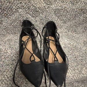 Shoe Dazzle Black Lace-Up Flats with Ballet-Inspired Design